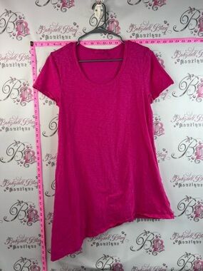 fresh produce tshirt tee neon bright Hot Pink Short Sleeve Scoop Neck Tee